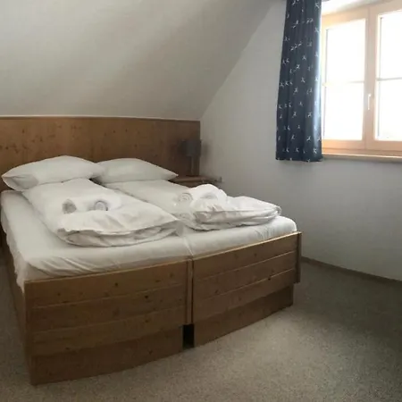 Hirschberg * Haus im Ennstal