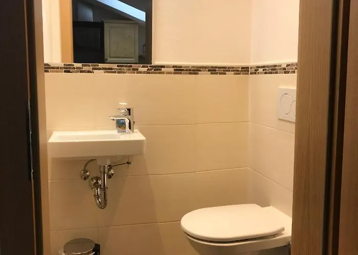 Hirschberg Appartement *